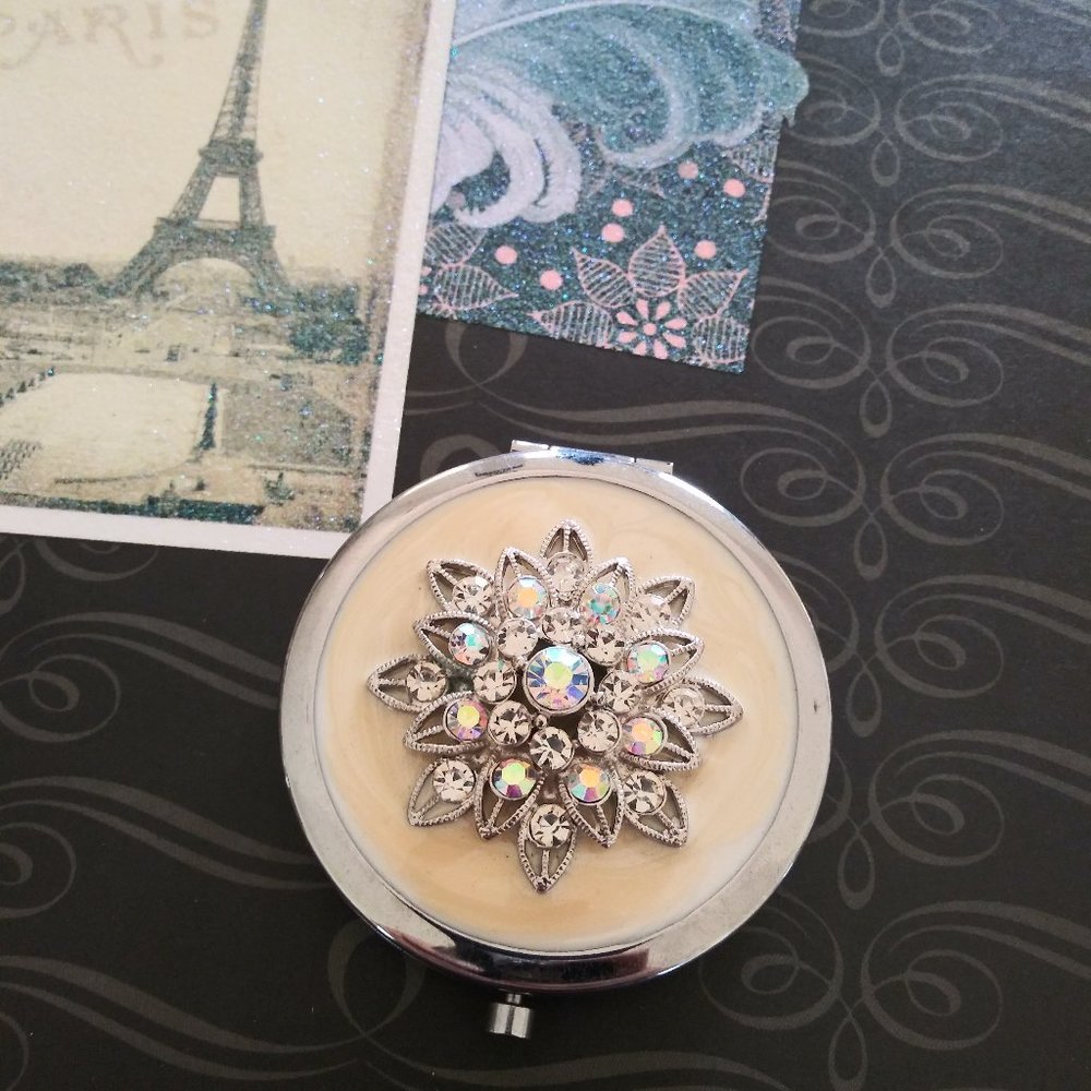 Crystal and Enamel Compact Mirror
